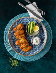 Kərəviz sapı, turş krema