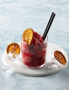 Qırmızı giləmeyvə, satsuma, limon, qreypfrut