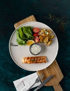 Göyərti, sotelənmiş təzə kartof, Krit tartar sousu